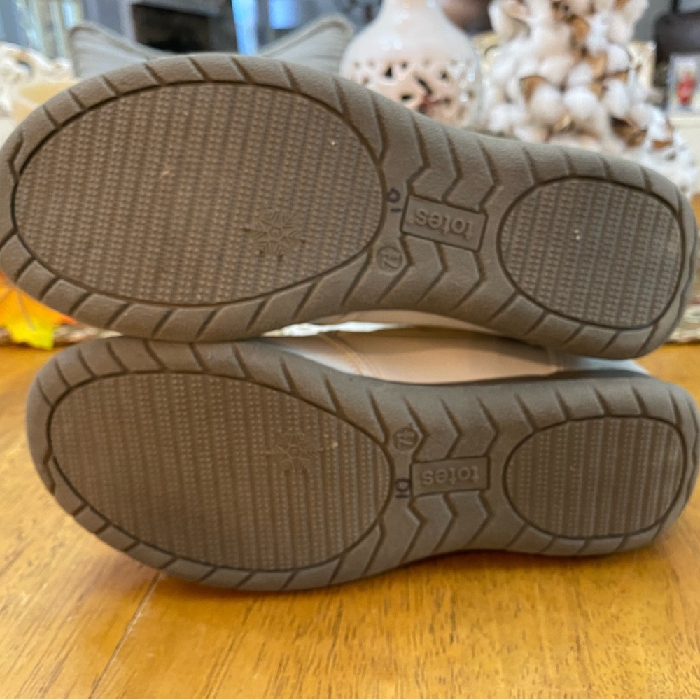 Totes Boots - image 6